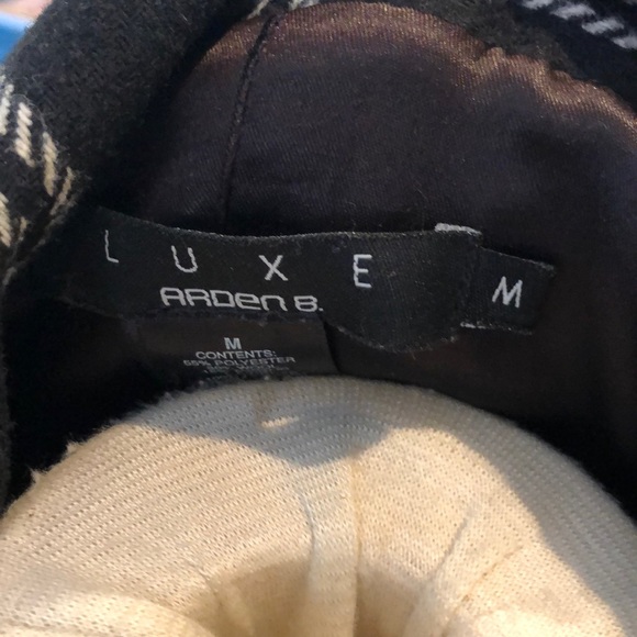 Coat - Picture 4 of 4